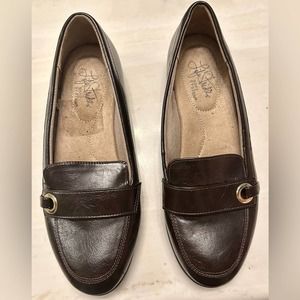 LifeStride Women's Pattie Brown Loafer size- 7 M
